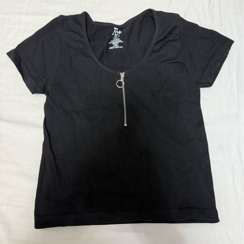 Black Crop-Top with Zipper Detail